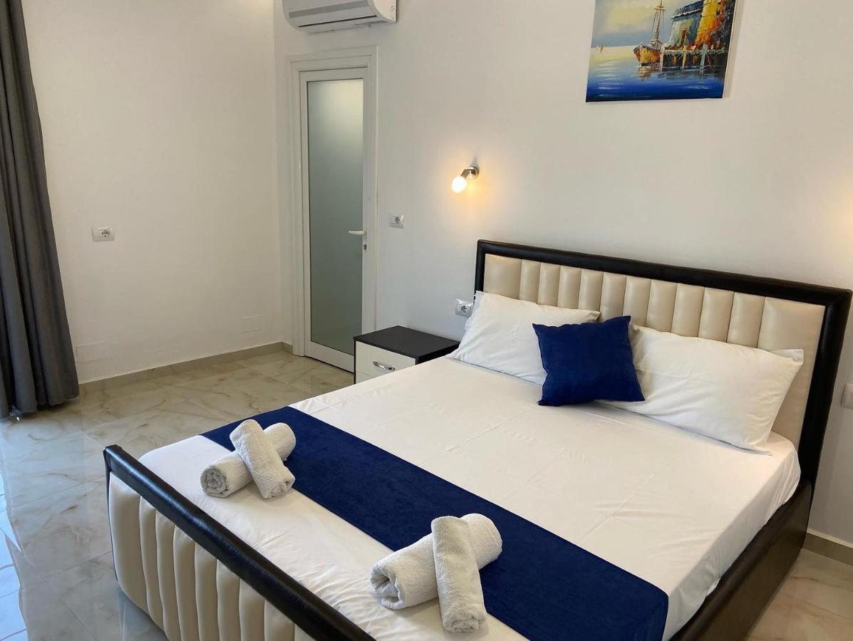 Villa Center Ksamil Exteriör bild