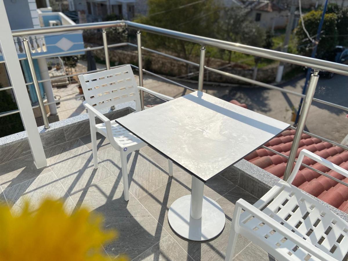 Villa Center Ksamil Exteriör bild