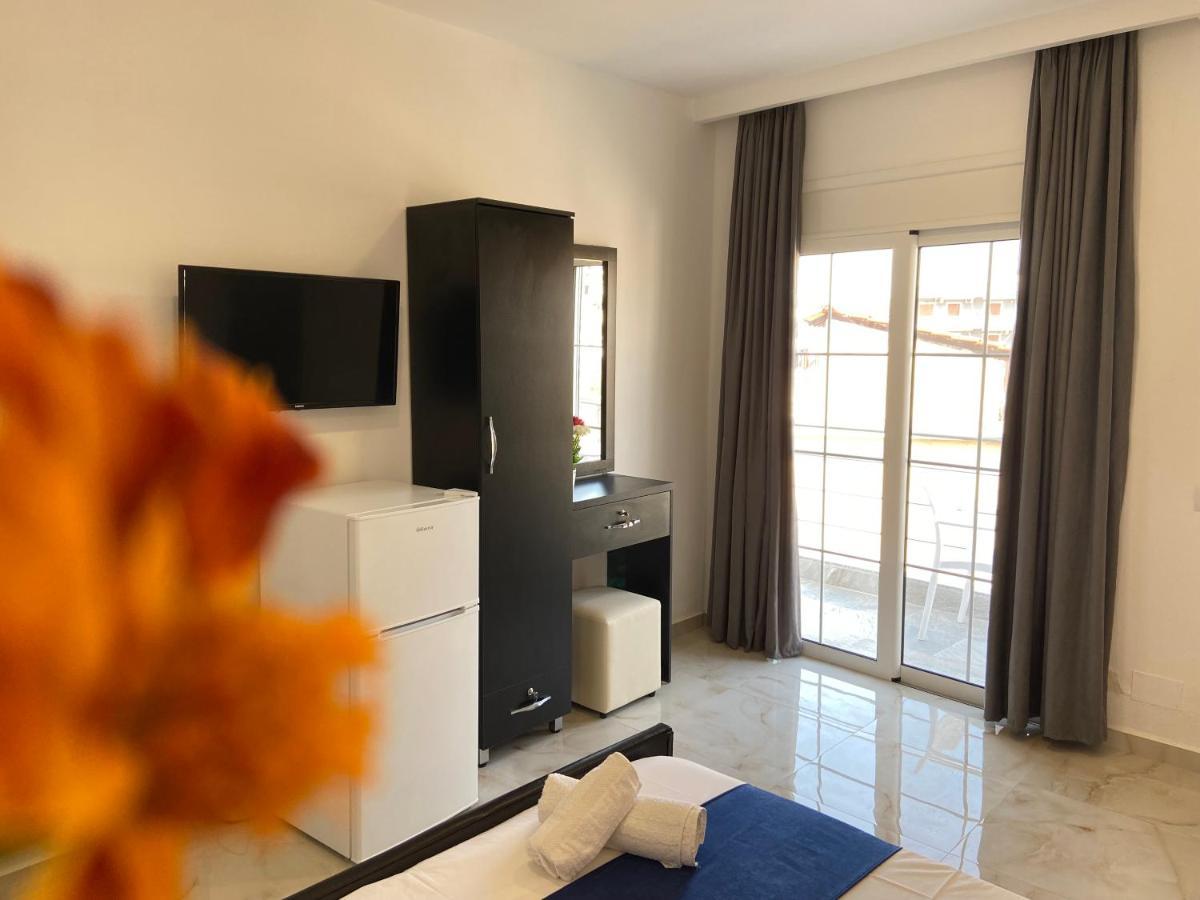 Villa Center Ksamil Exteriör bild